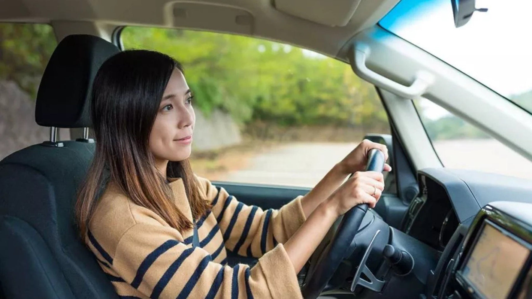 6 hábitos al conducir que debes evitar a toda costa