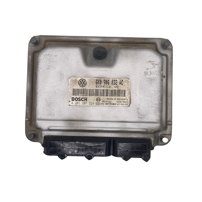 Calculateur moteur 0261207228 0 261 207 228 6K0 906 032 AC 6K0906032AC