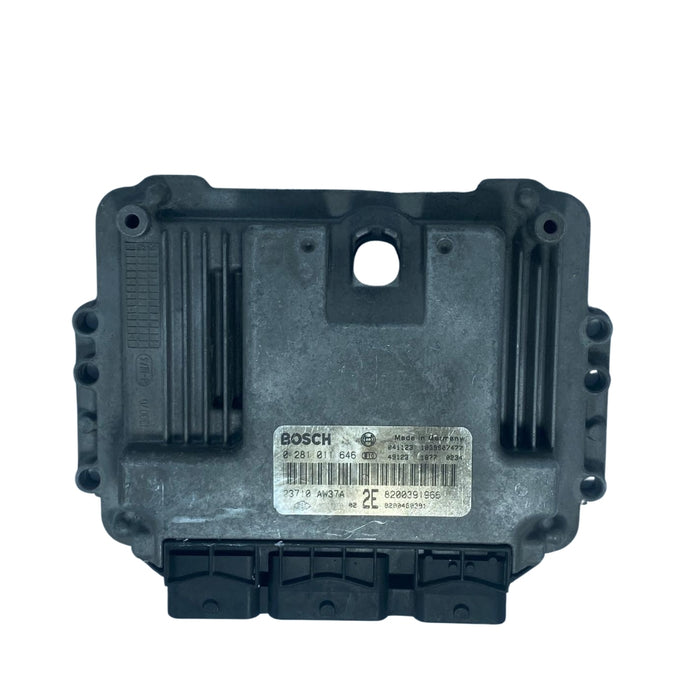 Unité de contrôle moteur ECU NISSAN 0281011646 0 281 011 646 23710AW324 8200305678