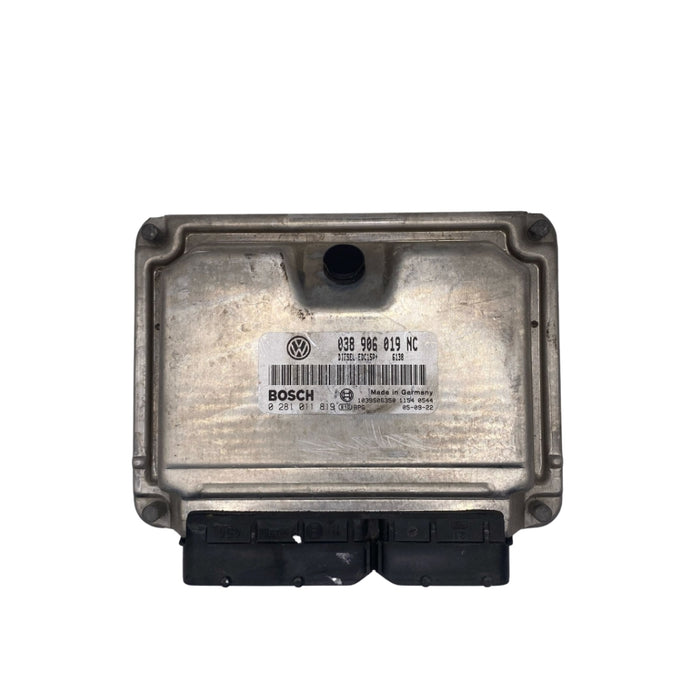 UNITÉ DE CONTRÔLE MOTEUR ECU VOLKSWAGEN 0281011819 0 281 011 819 038906019NC 038 906 019 NC