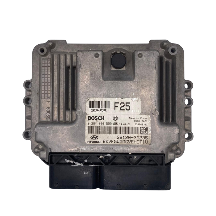 Unité de contrôle moteur ECU HYUNDAI I40 1.7 0 281 030 599 0281030599 39120-2A235 391202A235