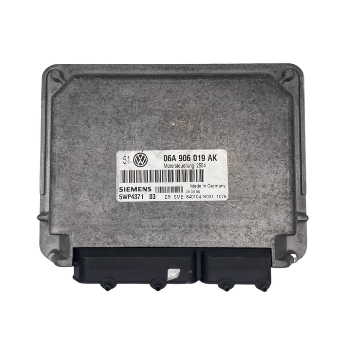 ECU DO MOTOR 5WP4371 03 5WP437103 06A 906 019 AK 06A906019AK