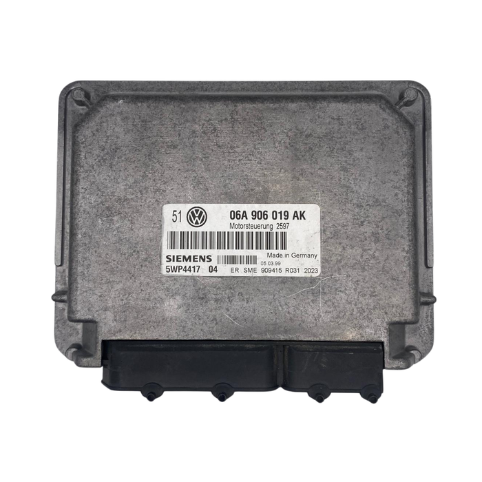 CONTROLADOR DE MOTOR ECU VOLKSWAGEN 5WP4417 04 06A 906 019 AK 06A906019AK