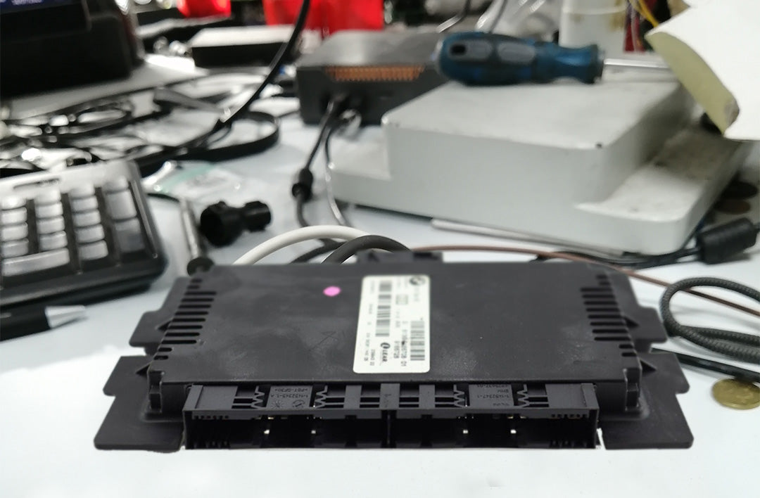 É melhor reparar ou substituir o módulo FRM?