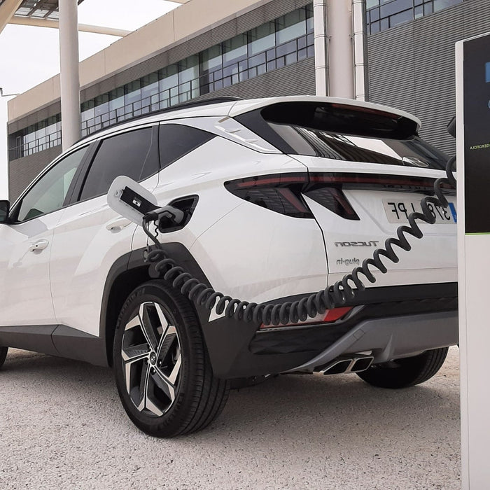 Coches híbridos enchufables: ventajas y desventajas