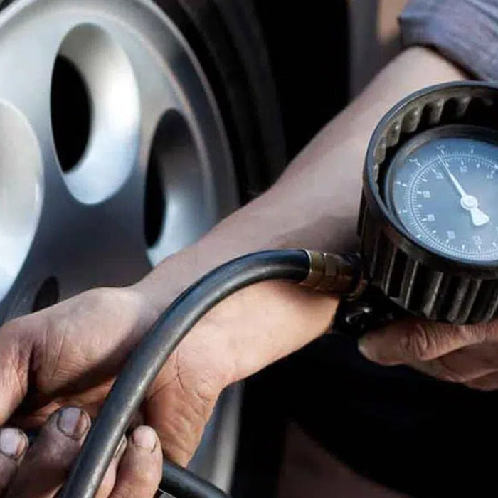 Presión de los neumáticos: ¿Sabes cuál es la adecuada para tu coche?