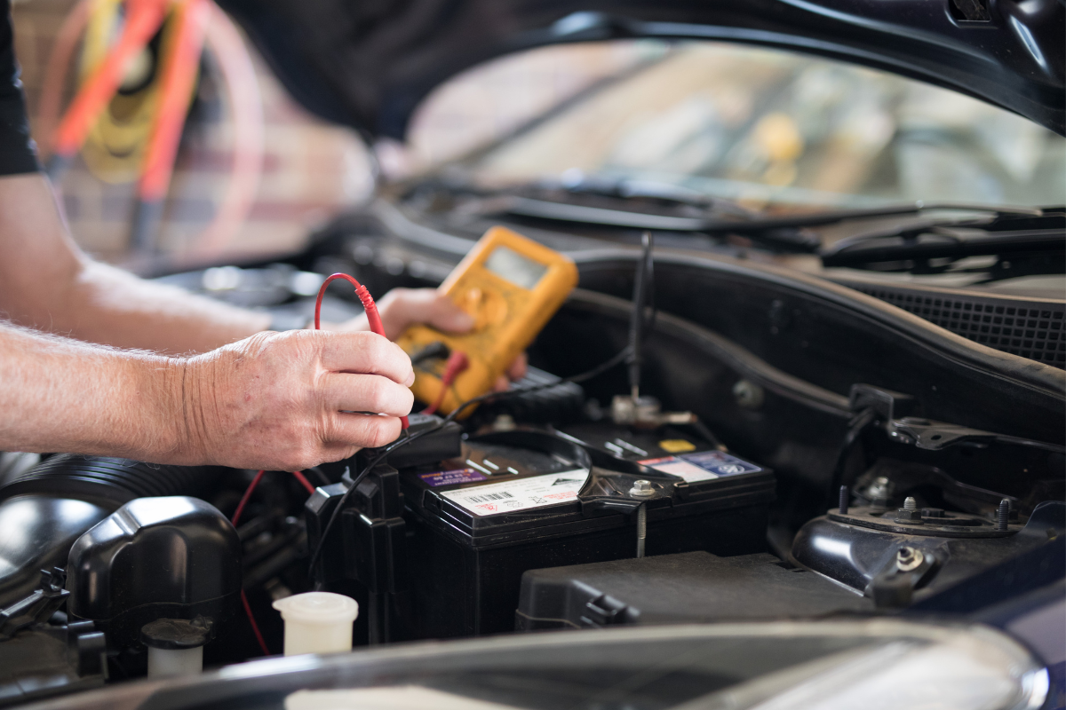 Averías electrónicas más comunes en coches modernos y cómo prevenirlas