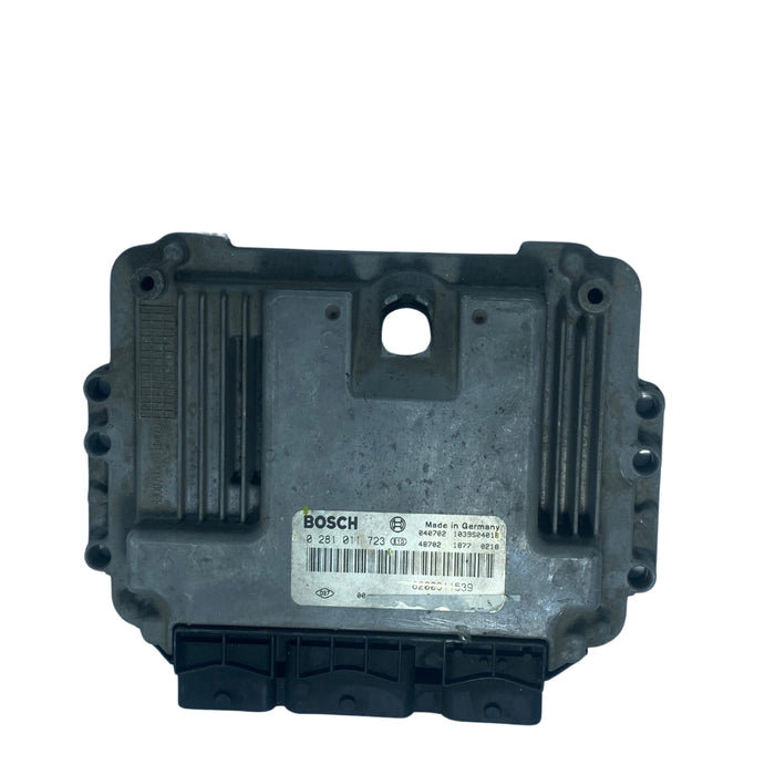 ECU MOTOR  0 281 011 723 0281011723 8200311539