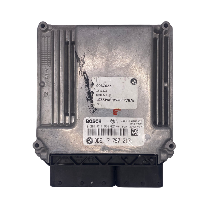 Unité de contrôle moteur BMW 120 ECU 0 281 011 963 0281011963 DDE 7 797 217 DDE7797217