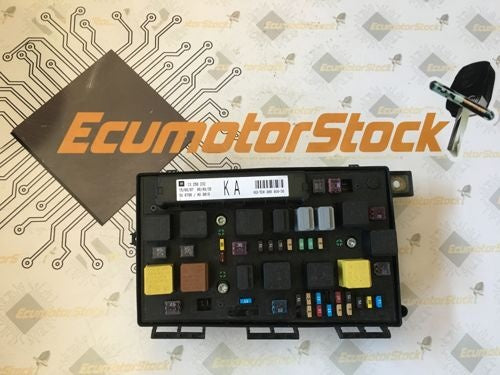 CAJA RELES OPEL 13250232 13 250 232 5DK009464-30 5DK 009 464-30 KA