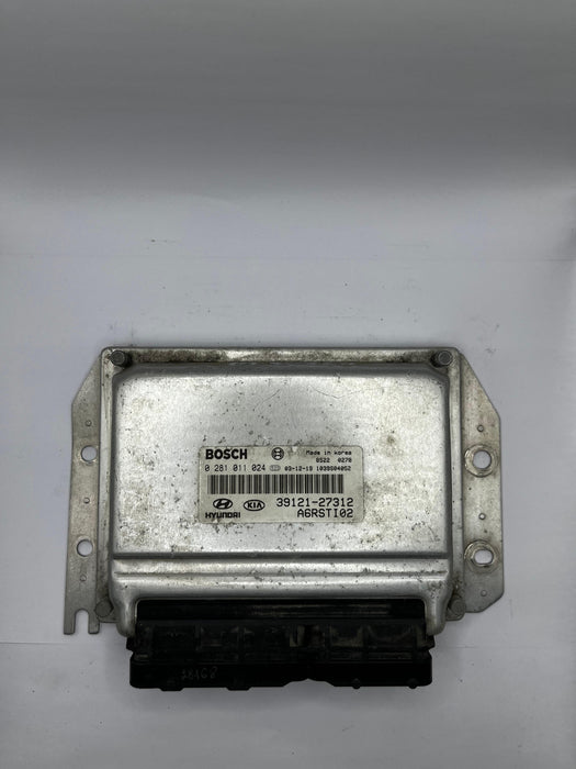 UNITÉ DE CONTRÔLE MOTEUR ECU HYUNDAI 0 281 011 024 0281011024 39121-27310
