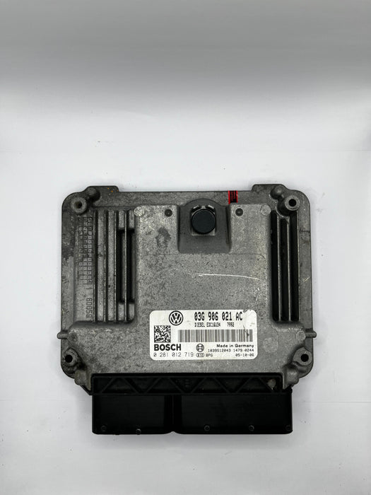 ECU MOTOR  0281012719 0 281 012 719 03G906021AC 03G 906 021 AC EDC 16U34-3.42